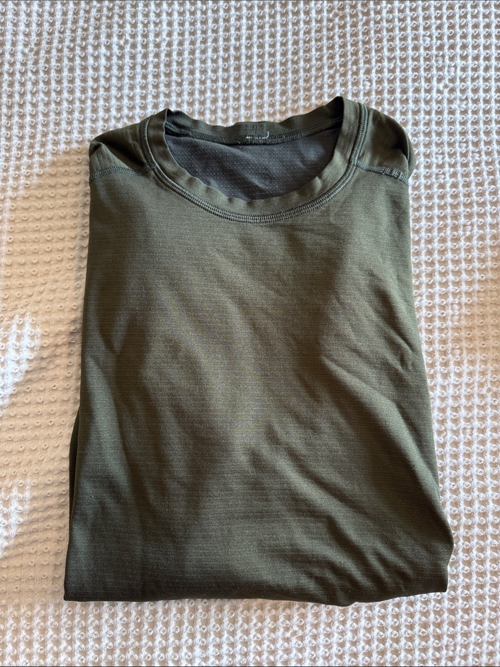 Men's Large Lululemon Long Sleeve - Olive Green